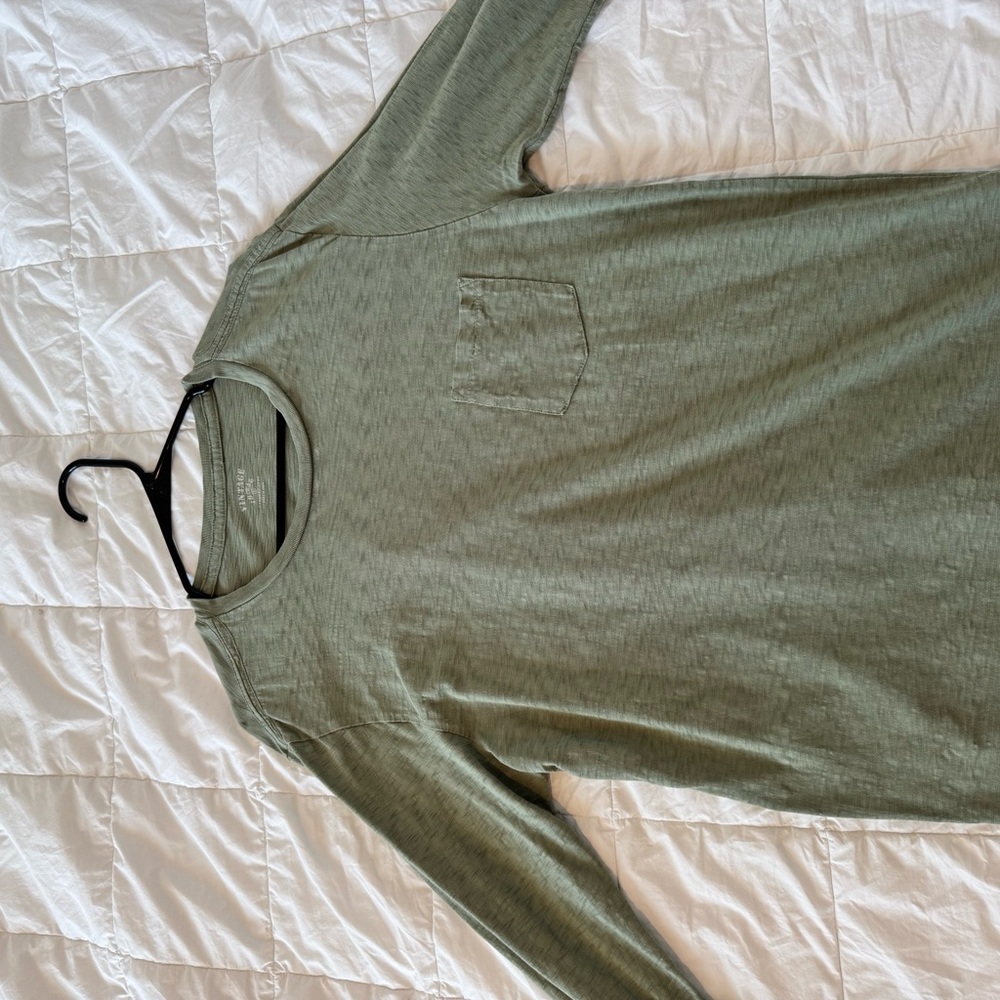 Vintage 1946 Olive Crew Neck Shirt